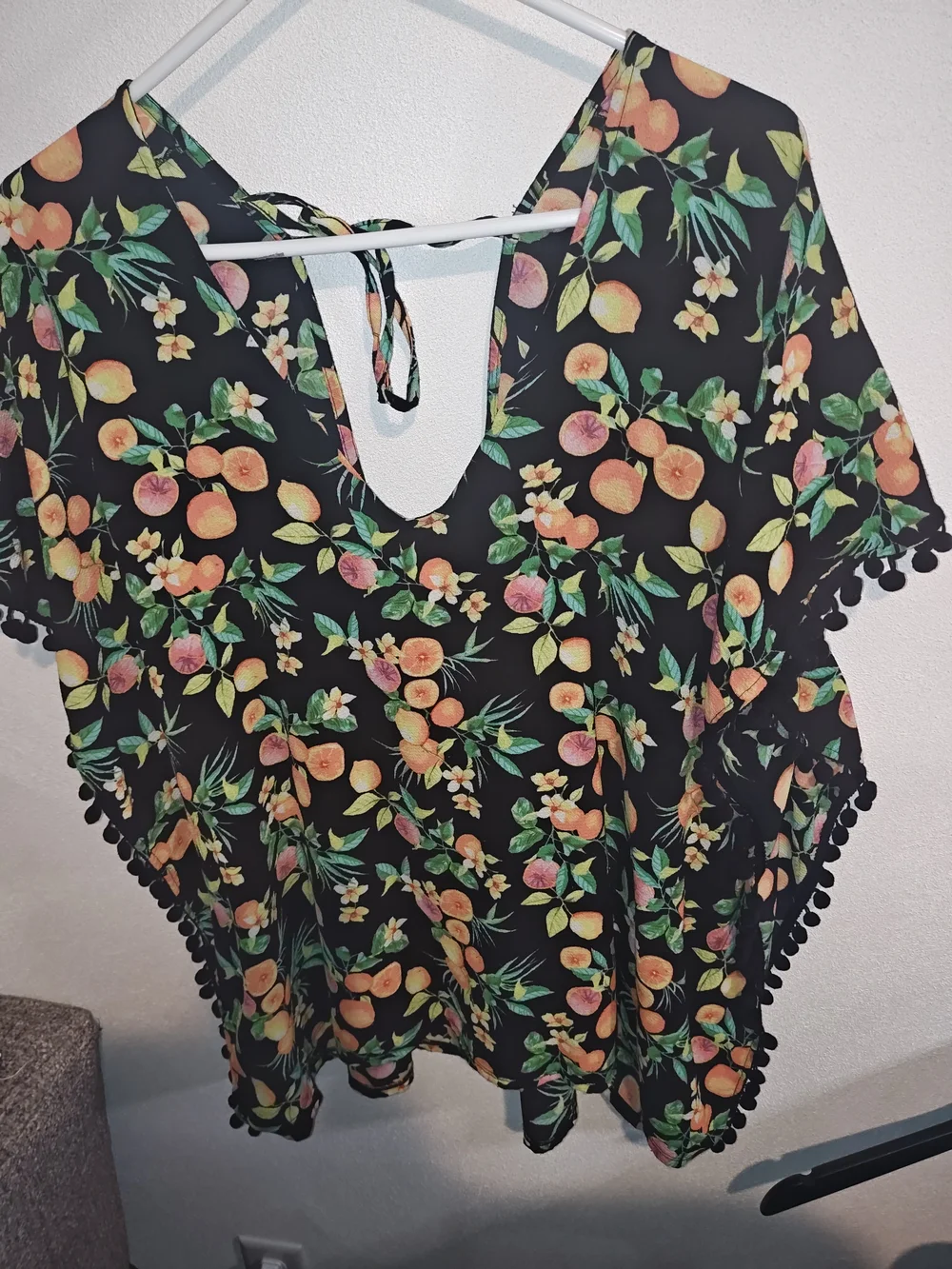 Xhilaration Woman's Citrus Pattern Swimwear Cover Up‎ Medium Size